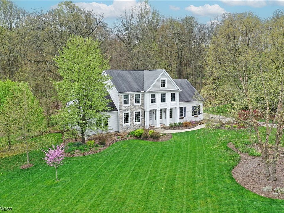1st image of 46 Silver Fox Dr