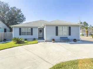 1499 Oakhill Rd, Gulf Breeze, FL 32563