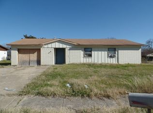 4228 Wynn Ln, Balch Springs, TX 75180