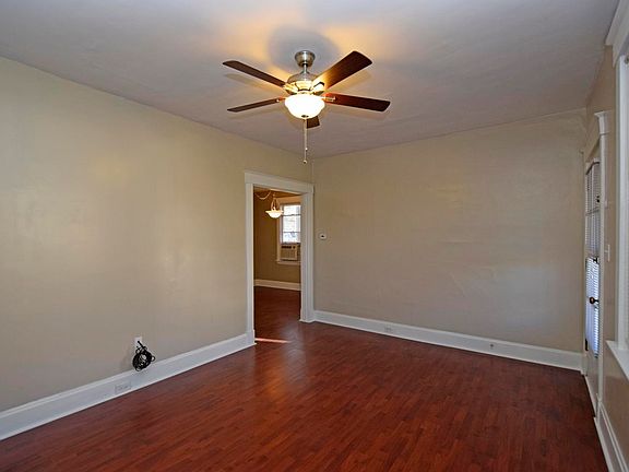 4th image of 3999 Ballard Ave