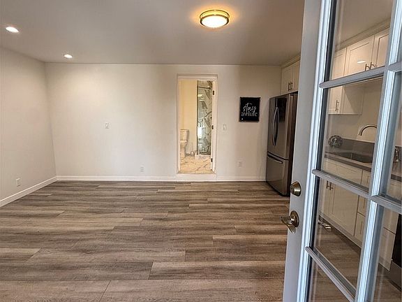 4th image of 10733 Tujunga Canyon Blvd #A