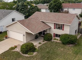 4513 Acorn Ln NW, Rochester, MN 55901