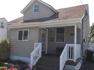 78 Nassau St, Islip Terrace, NY 11752