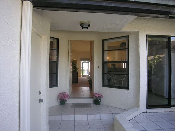Inviting Front entryway