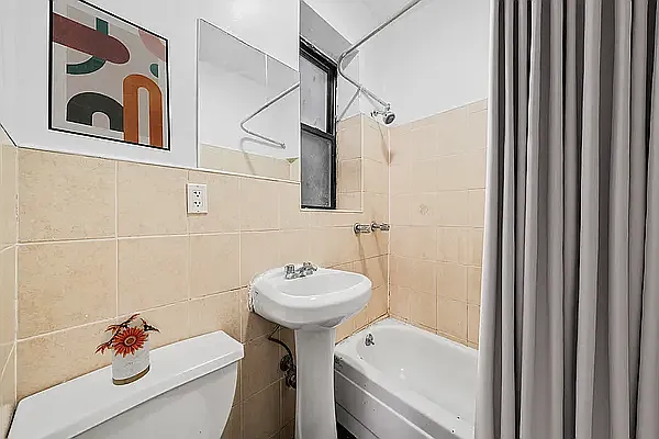 Rented by Vector New York, LLC | media 4