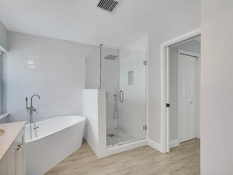 1176 Staghorn St — Photo 20