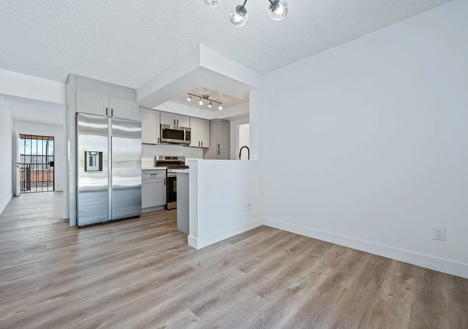 Ackerfield Apartments — Photo 2