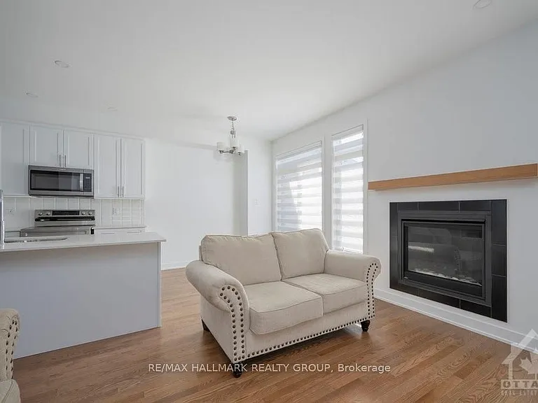 47 Moosonee Cres — Photo 13