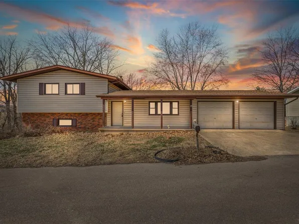 307 Hillcrest Dr, Ste Genevieve, MO 63670