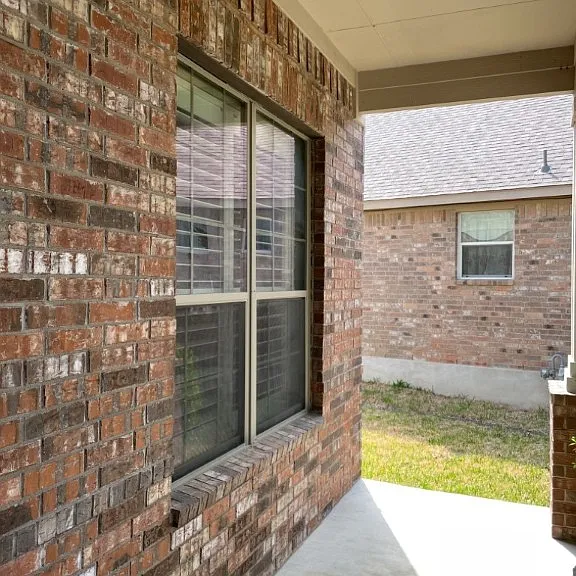 2409 Dovetail St — Photo 6
