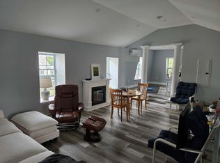 726 Hale St APT 3, Beverly, MA 01915