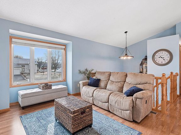 4th image of 1830 Clearwater Rd