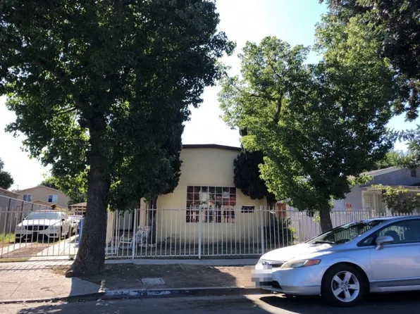 734 E 83rd St, Los Angeles, CA 90001