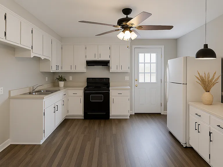 145 Tandy Dr — Photo 3