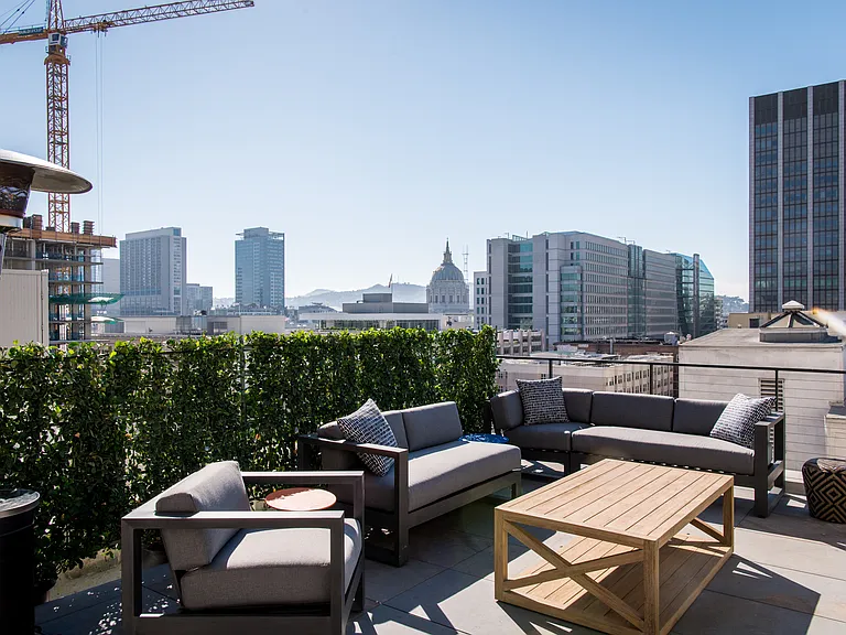 TL Residences — Photo 45