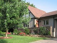 1st image of 2 Rinnlington Dr