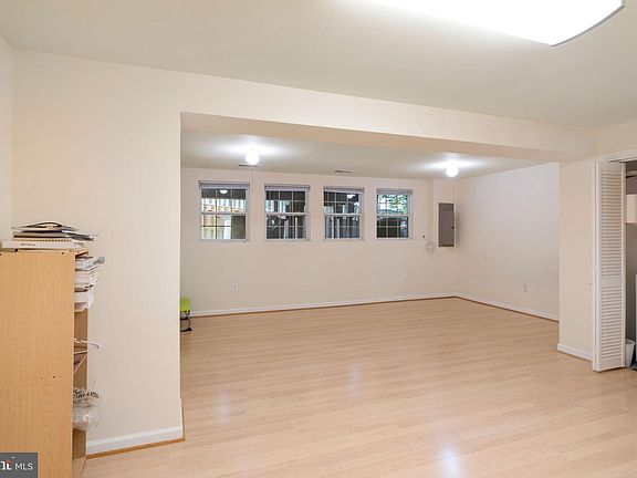 5th image of 14220 Glade Spring Dr