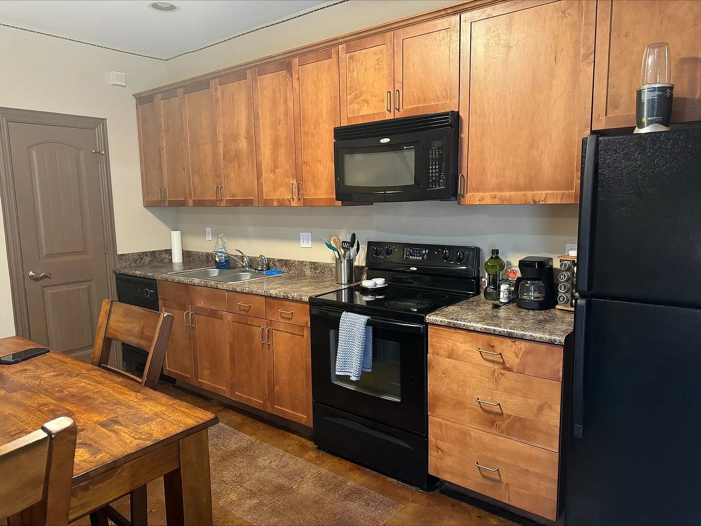 Now Leasing at Bandera Ranch - 4 Bedroom — Photo 4