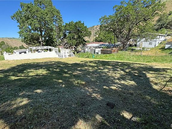 4th image of 2720 Lebec Oaks Rd