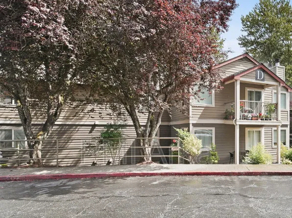 700 Front St S Unit D203, Issaquah, WA 98027