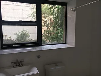 Rented by Avi Realty Manhattan