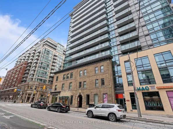 39 Sherbourne St #301, Toronto, ON M5A 0L8