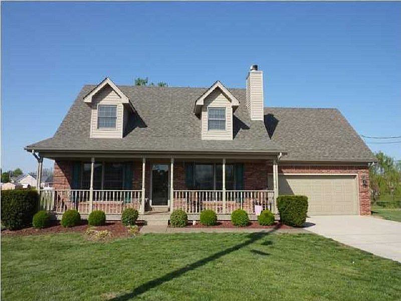 1st image of 156 Hoover Cir