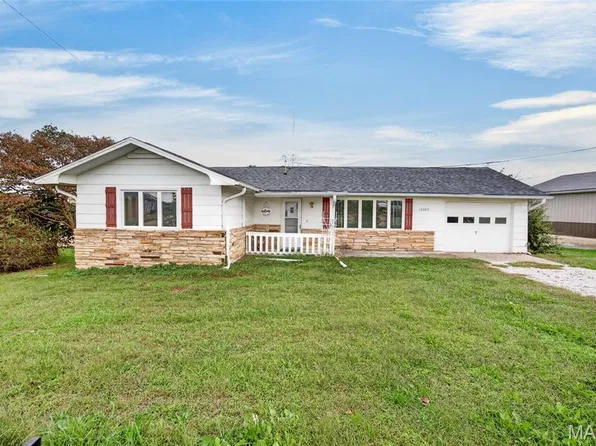 10663 Plato Dr, Plato, MO 65552