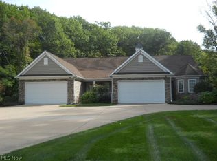 6851 Auburn Rd, Painesville, OH 44077