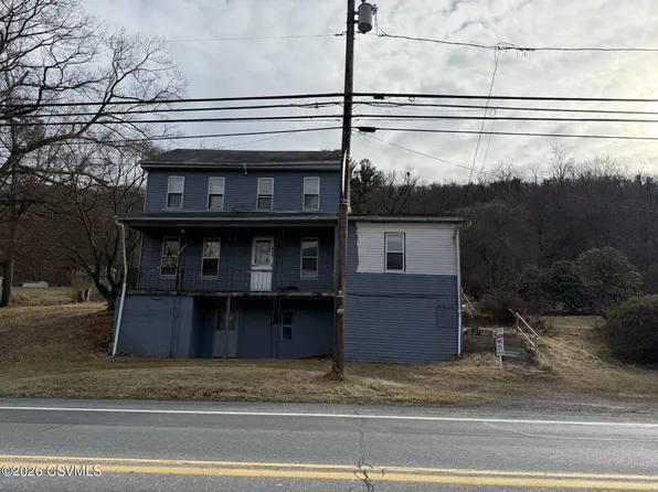 576 E Shamokin St, Trevorton, PA 17881