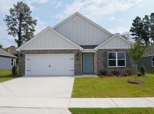 337 Oakmont Cir, Calera, AL 35040