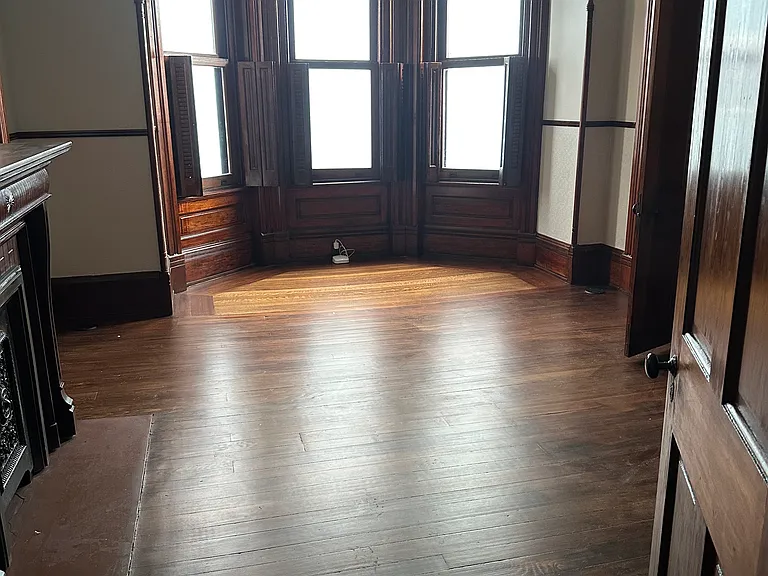 1015 Dayton St — Photo 34
