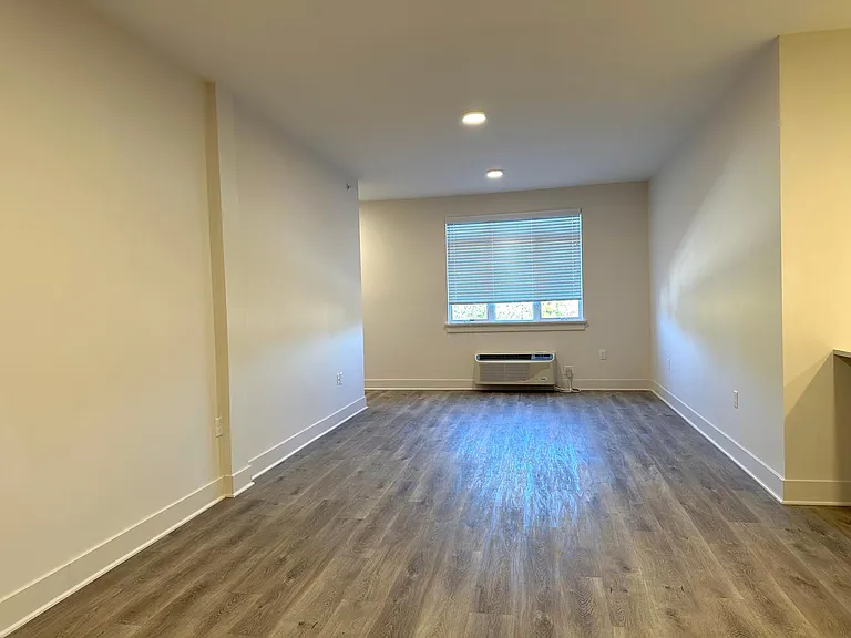 205 Stuyvesant Ave #302 — Photo 7