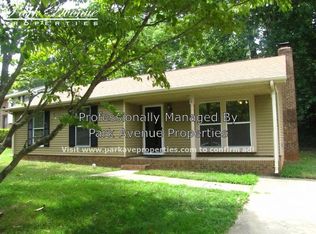 5811 Sunset Chase Ln, Charlotte, NC 28212