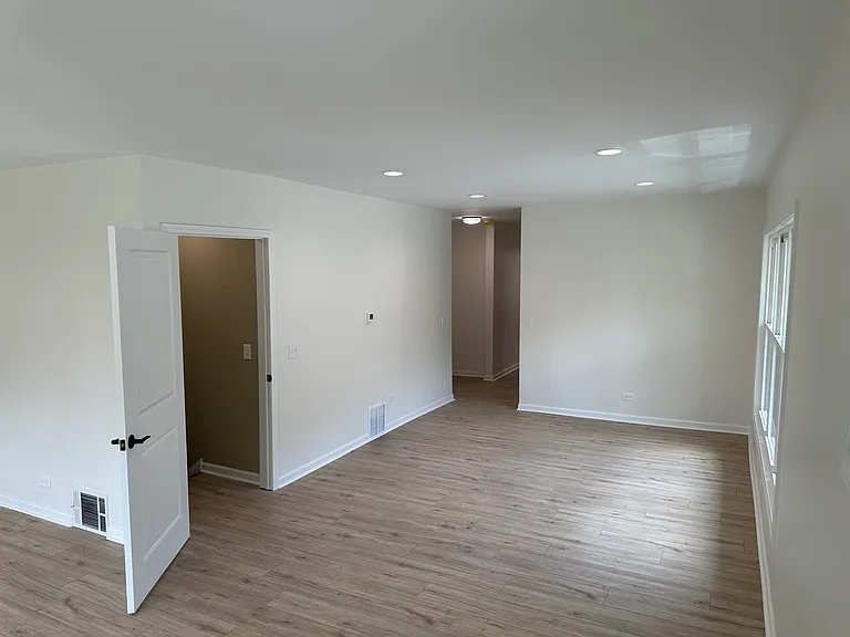 1835 Lincoln St #2 — Photo 3