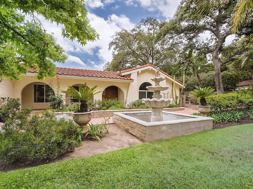 1015 Rancho Rd