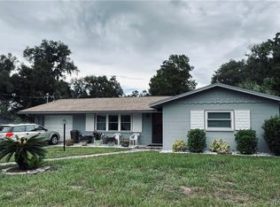 6215 W Fox Ln, Crystal River, FL 34429