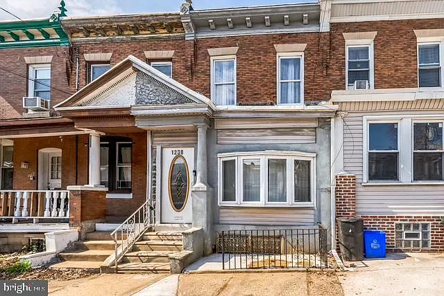 Building Photo - 1238 S 46th St