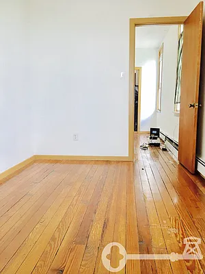 Rented by Brooklyn Key | media 38