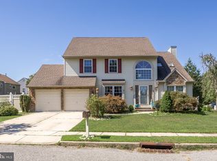 2 Buckley Ln, Marlton, NJ 08053