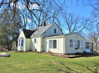 13520 N Fenton Rd, Fenton, MI 48430