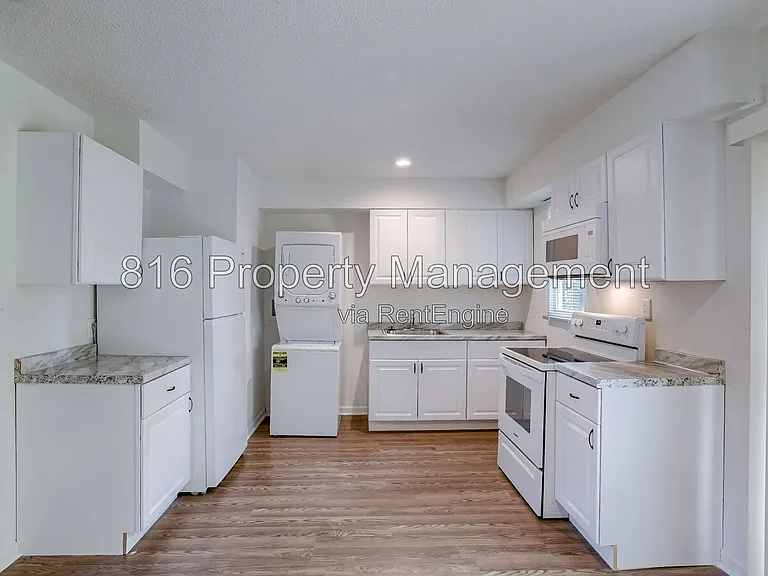 8701 E 114th St — Photo 8