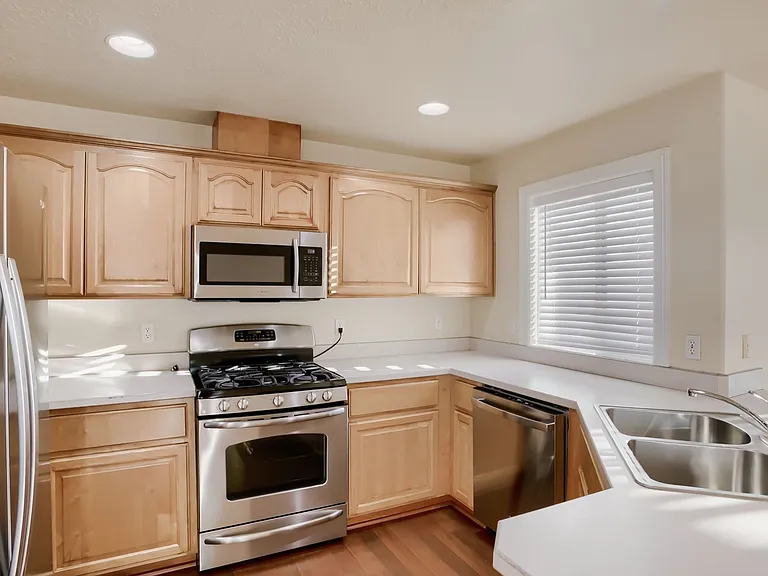 3241 NW Banff Dr — Photo 12