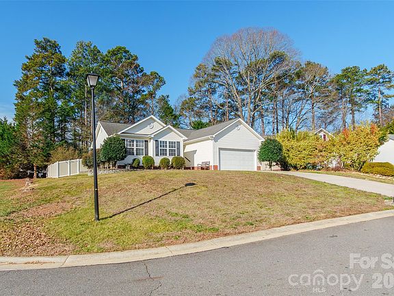 2nd image of 757 Painted Lady Ct