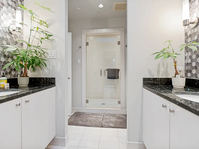 3633 Brown St — Photo 34