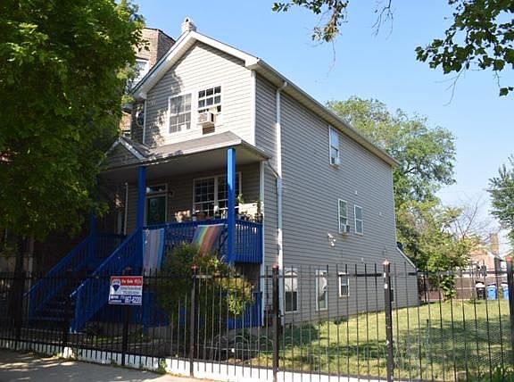 3rd image of 2227 S Avers Ave