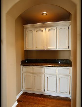 4th image of 3601 E Woodland Dr