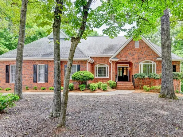 3515 Woodbury Creek Dr, Cumming, GA 30041