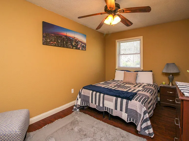 405 Mimosa Ct #5 — Photo 13