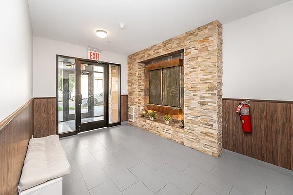 Rented by Modern Spaces | media 12